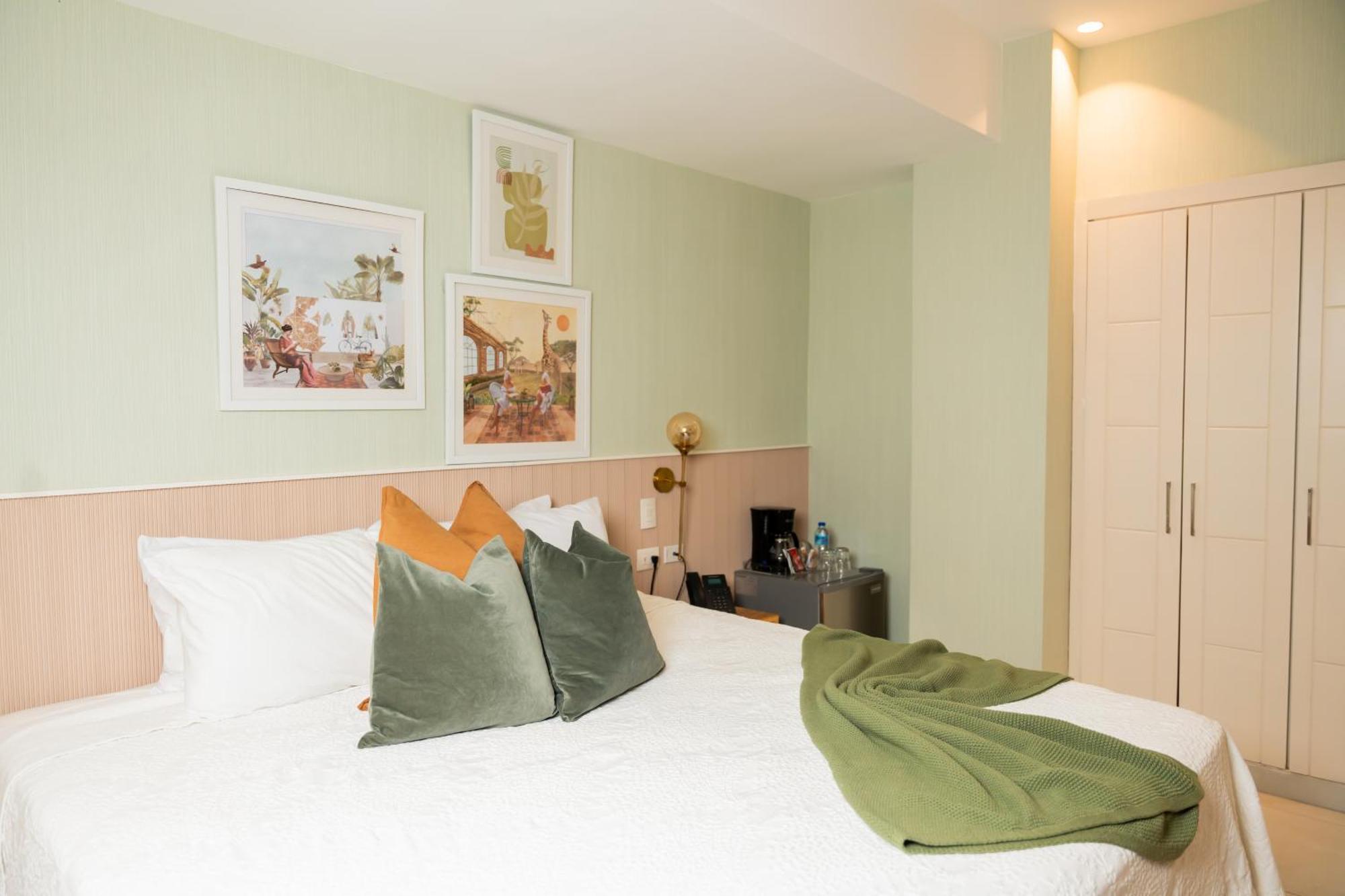 Hotel Stay Here Suites Санто-Доминго Экстерьер фото