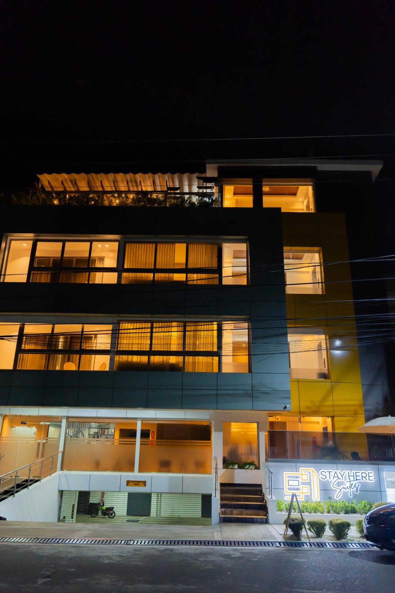 Hotel Stay Here Suites Санто-Доминго Экстерьер фото